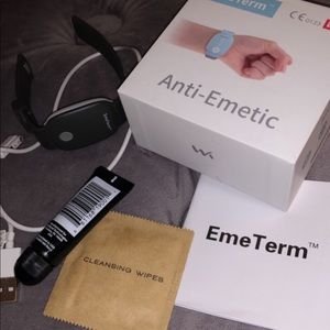 Motion sickness wristband